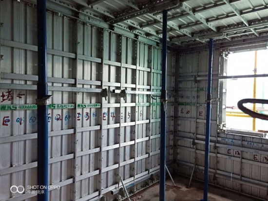 五棵松聯手北京建工，