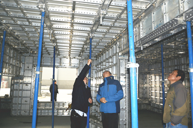 恭賀五棵松鋁模板順利通過世茂地產(chǎn)和北京韓建集團(tuán)有限公司出廠驗(yàn)收！