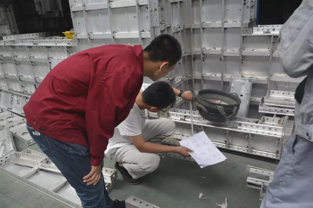 恭賀五棵松鋁模板房山項目順利通過出廠驗收!